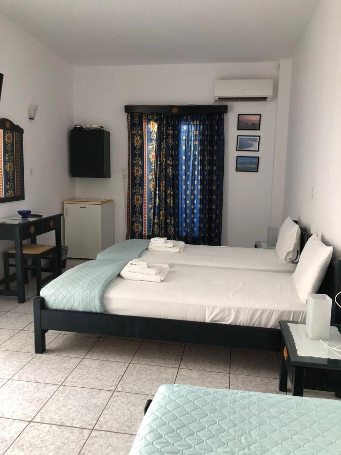 Anna Zisimos Hotel Adamantas  Exterior photo