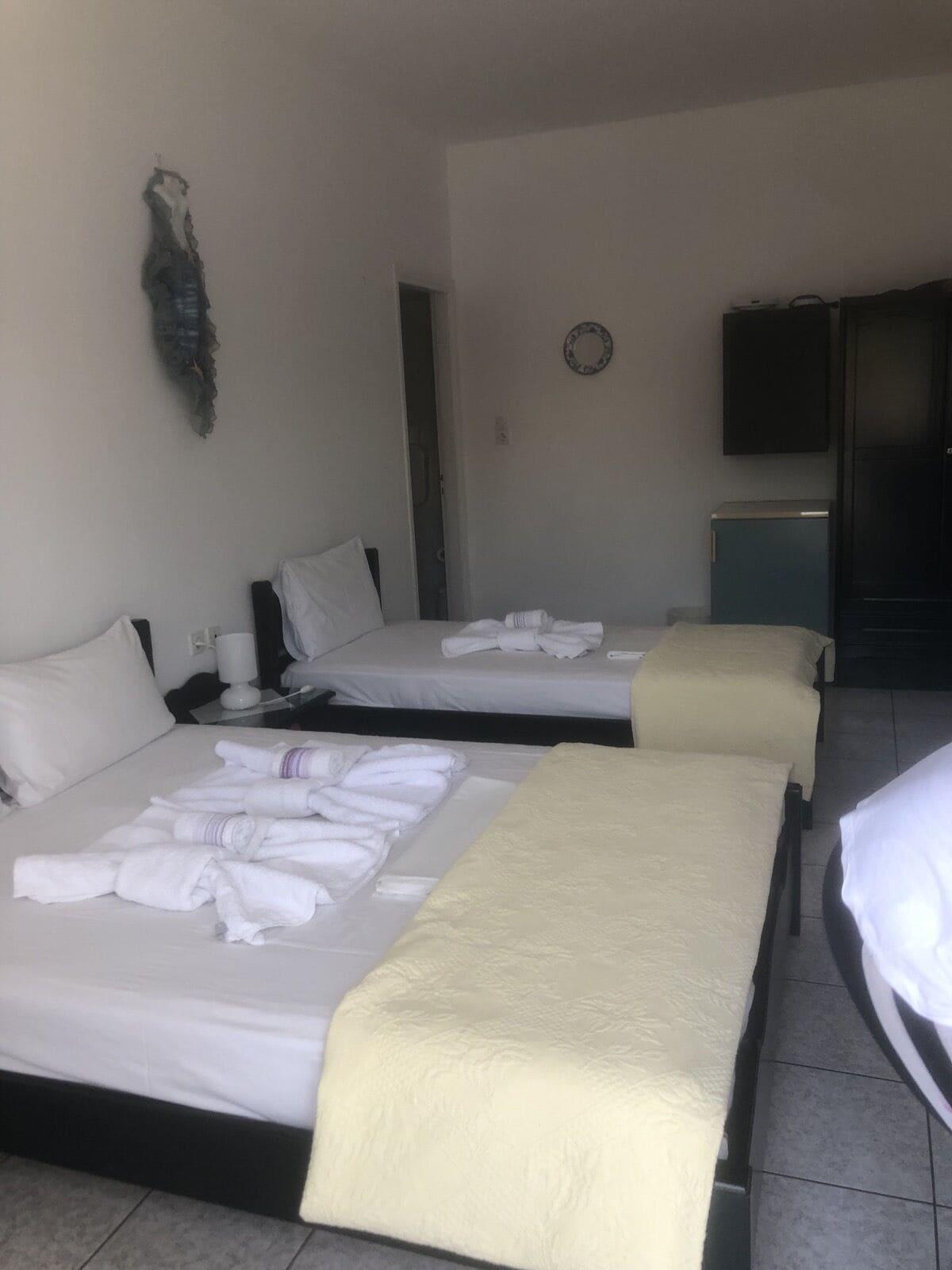 Anna Zisimos Hotel Adamantas  Exterior photo