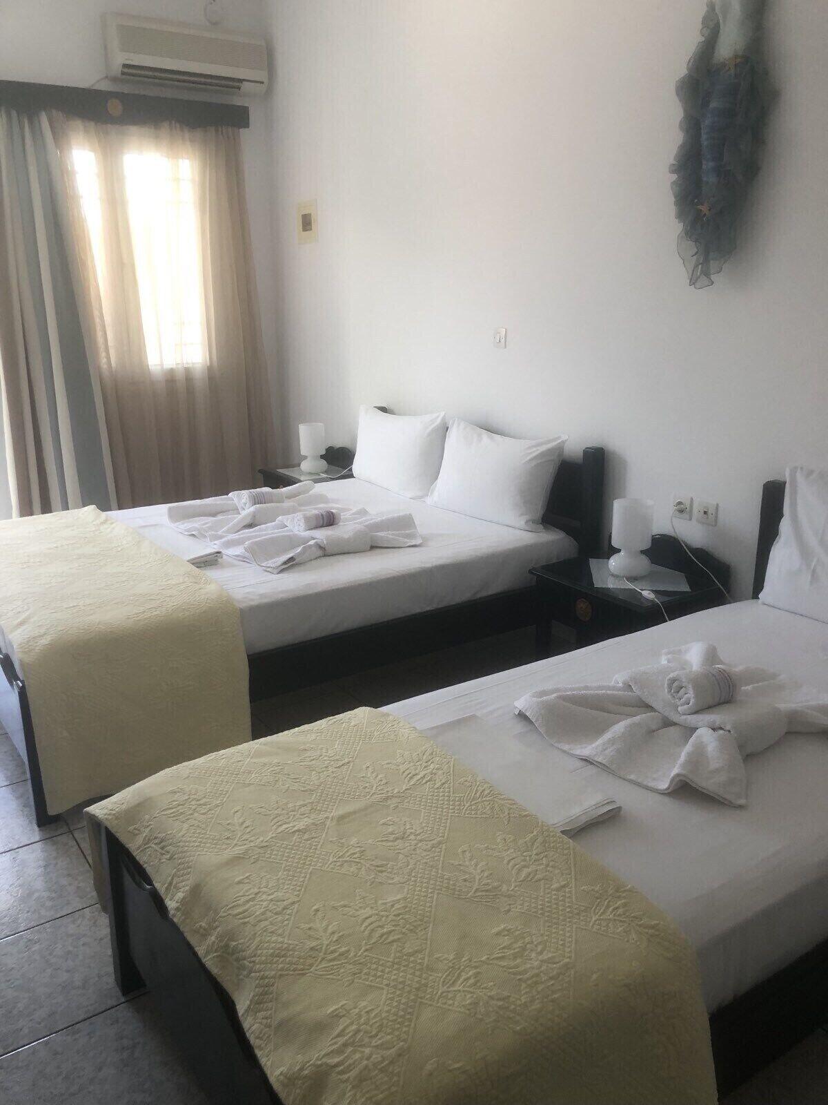 Anna Zisimos Hotel Adamantas  Exterior photo