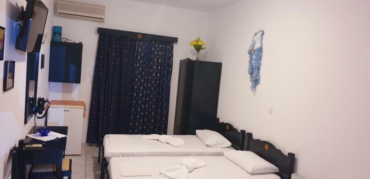 Anna Zisimos Hotel Adamantas  Exterior photo
